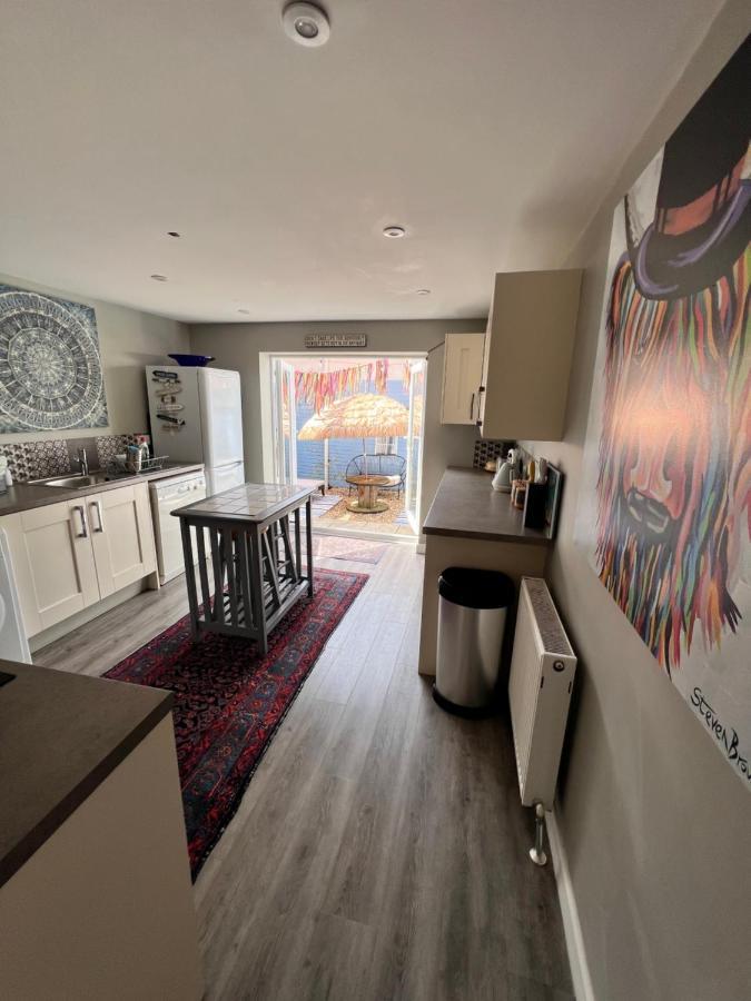Time Out Apartment Ексмут Екстериор снимка